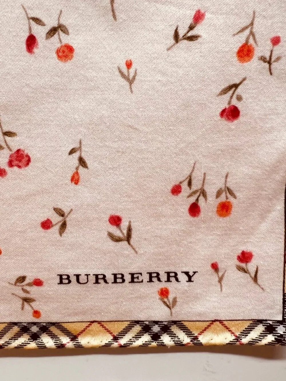 New Never Worn Burberry Neck-kerchief cotton 19.5" Pink Peach  Floral Nova (96 - Picture 3 of 9